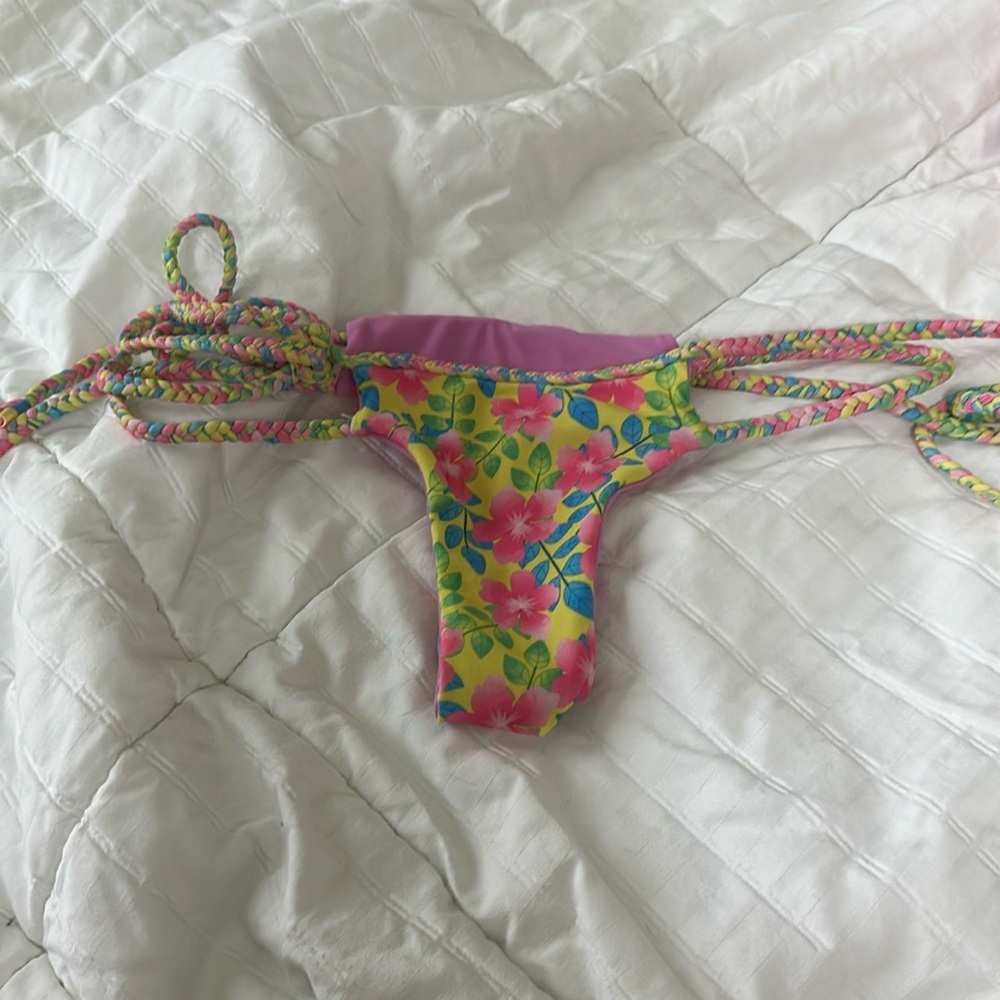 NWT Reversible Moana Swim